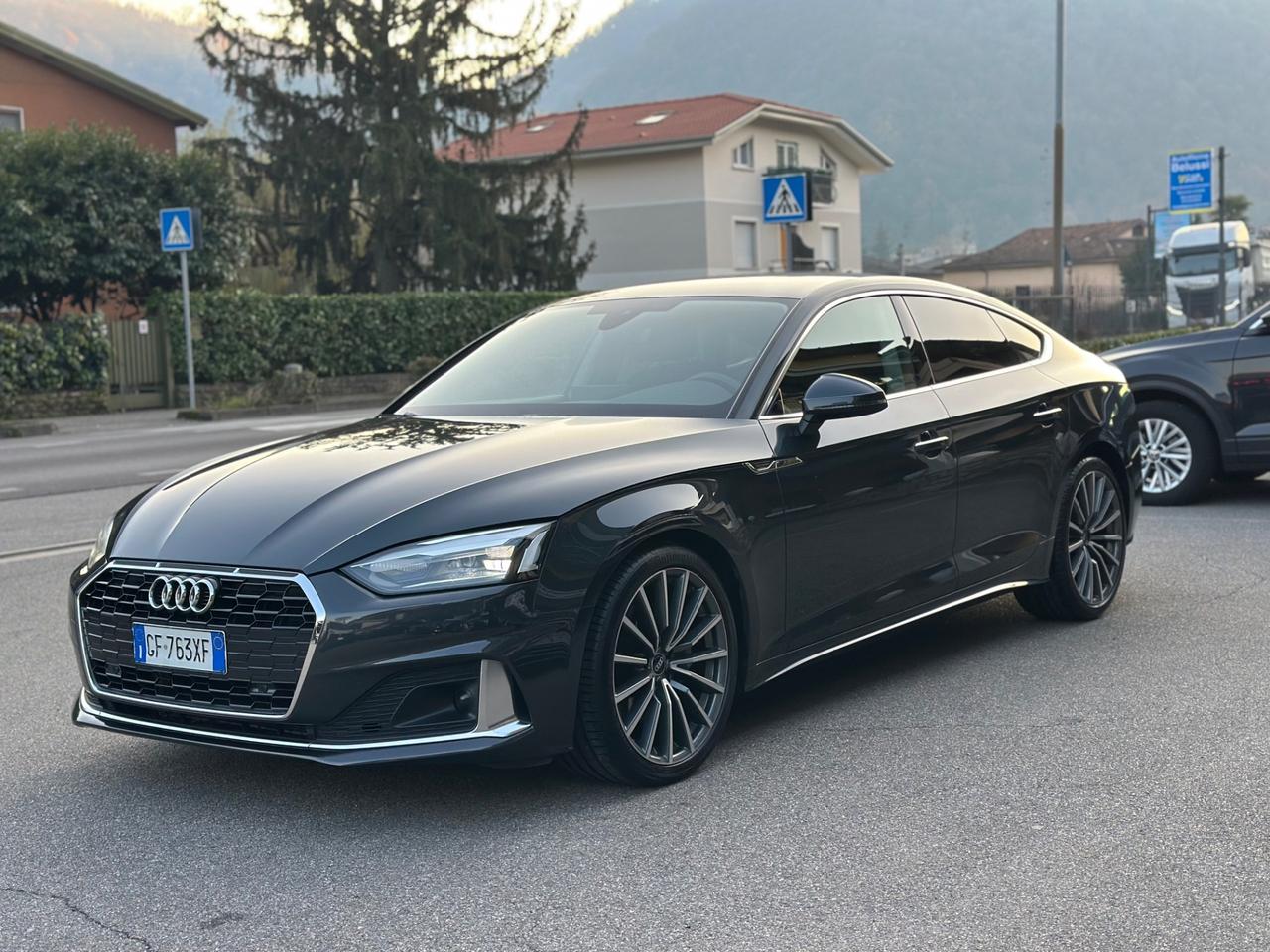 Audi A5 40 TDI quattro S tronic Business Advanced