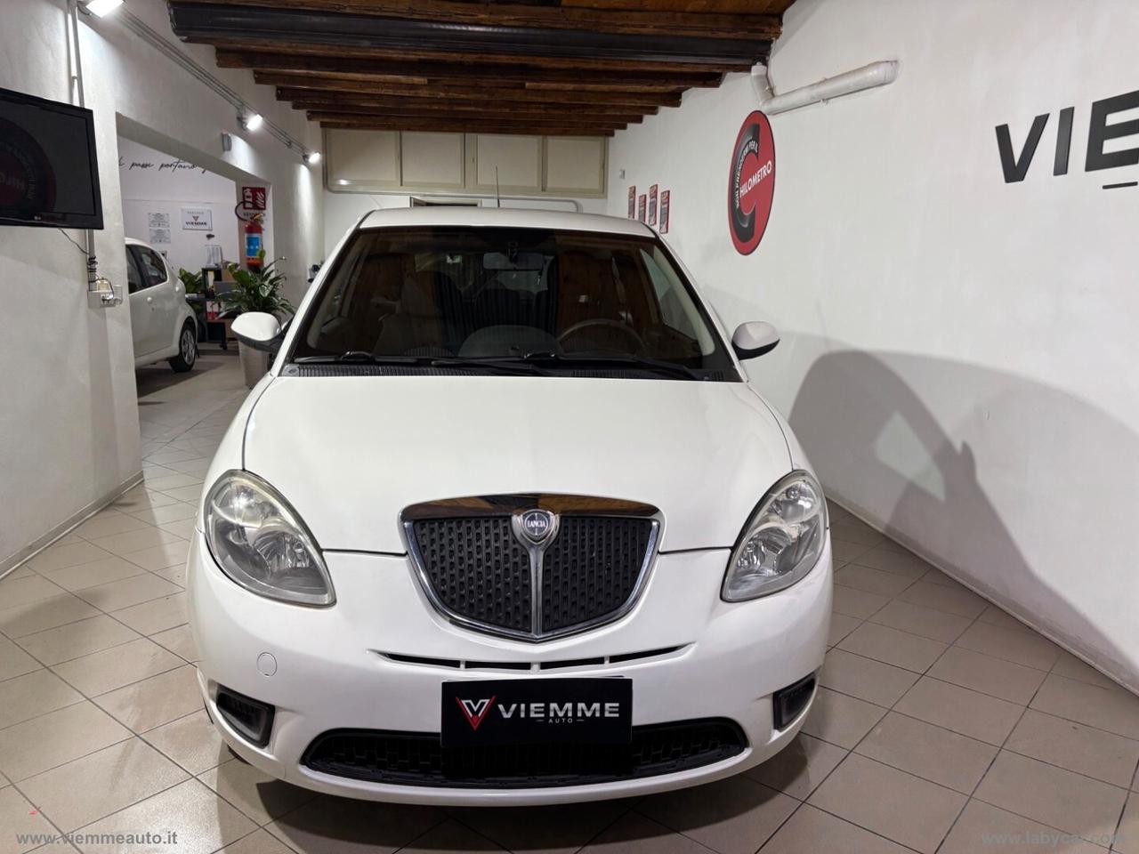 Lancia Ypsilon 1.2 Versus