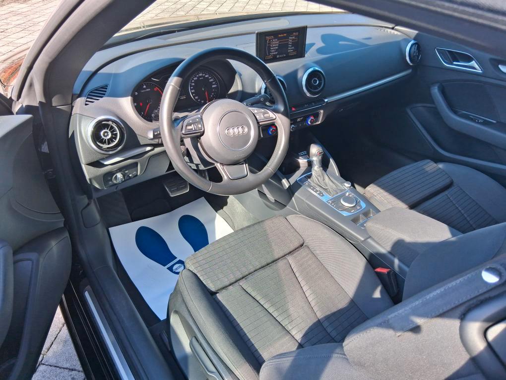 AUDI A3 Cabrio 1.6 TDI diesel Ambition