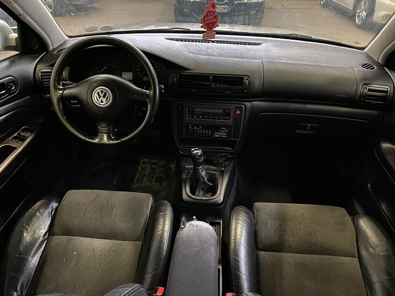 Volkswagen Passat 1.8 T 20V cat Trendline-2002