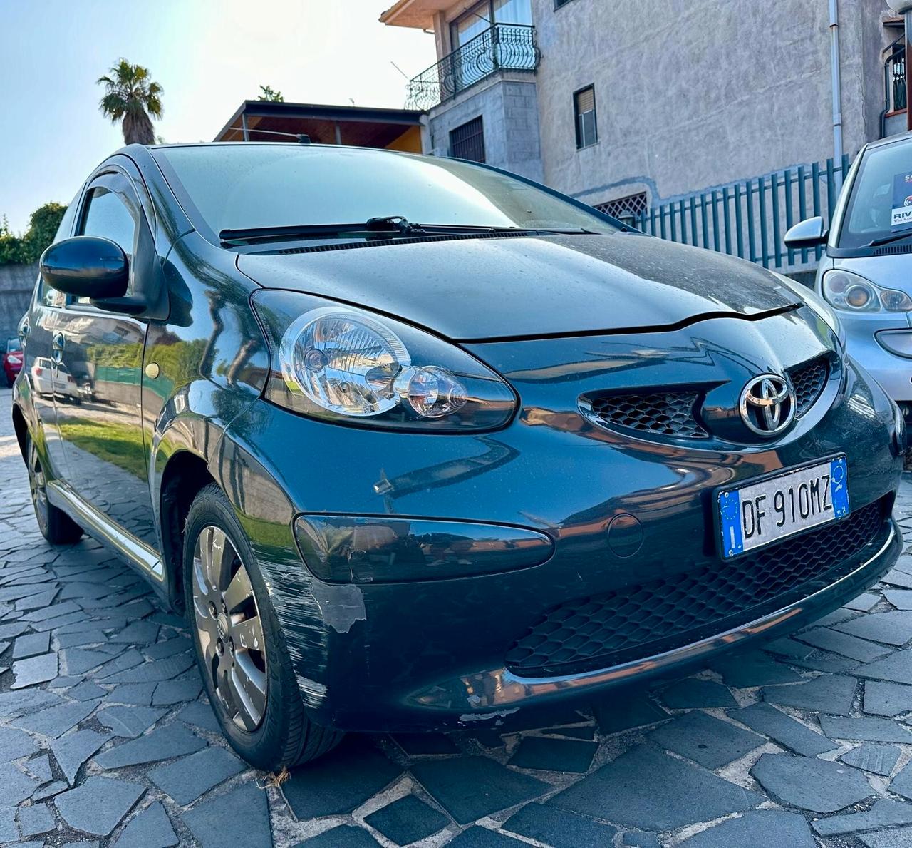 Toyota Aygo 1.0 12V VVT-i 5 porte Sol