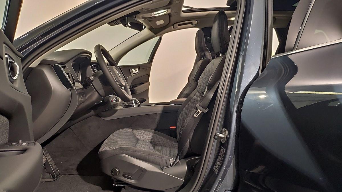 VOLVO Xc60 T6 Plug-In Hybrid Awd Automatico Core
