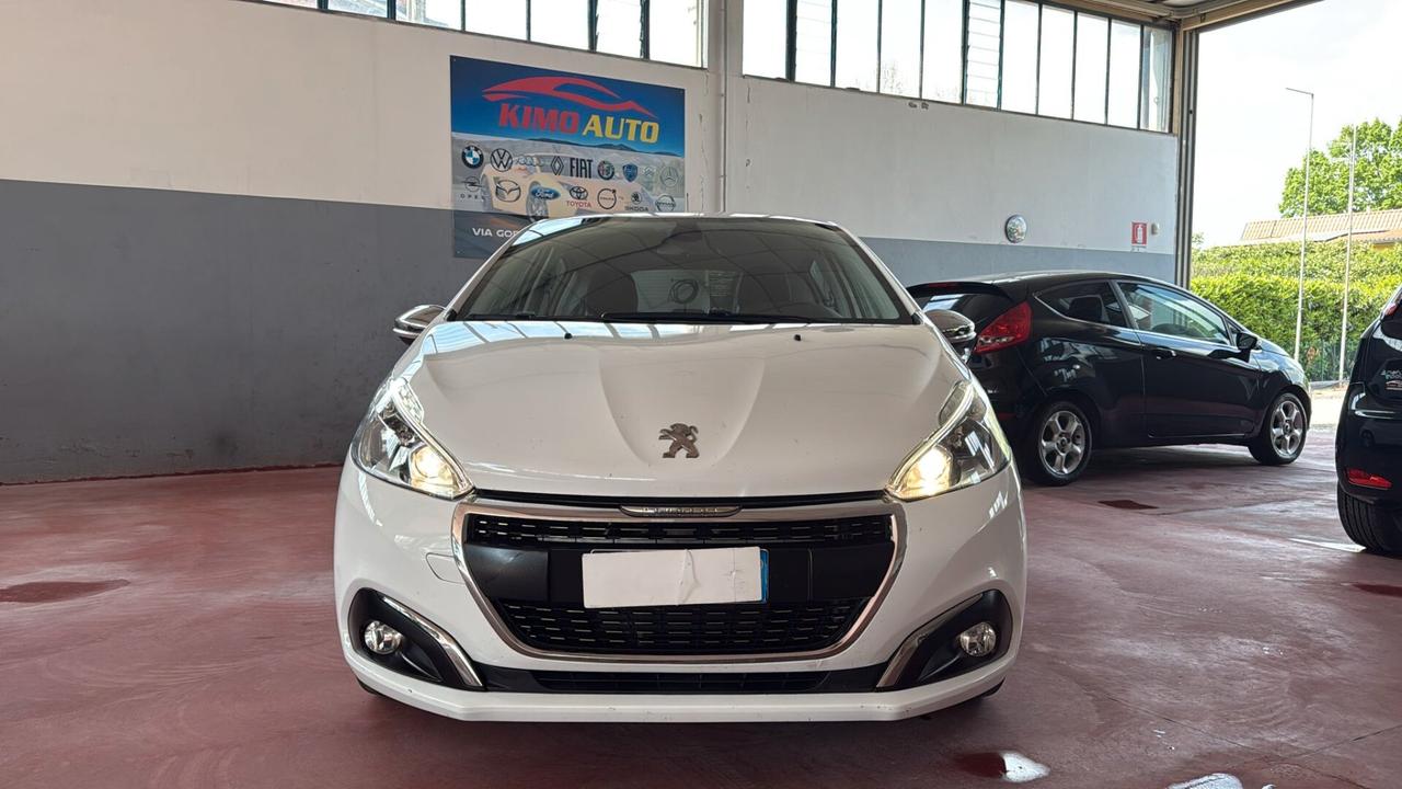 Peugeot 208 PureTech 82 5 porte Allure