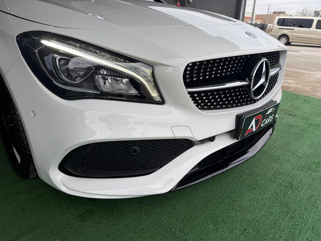 Mercedes CLA 200d 4Matic Premium AMG