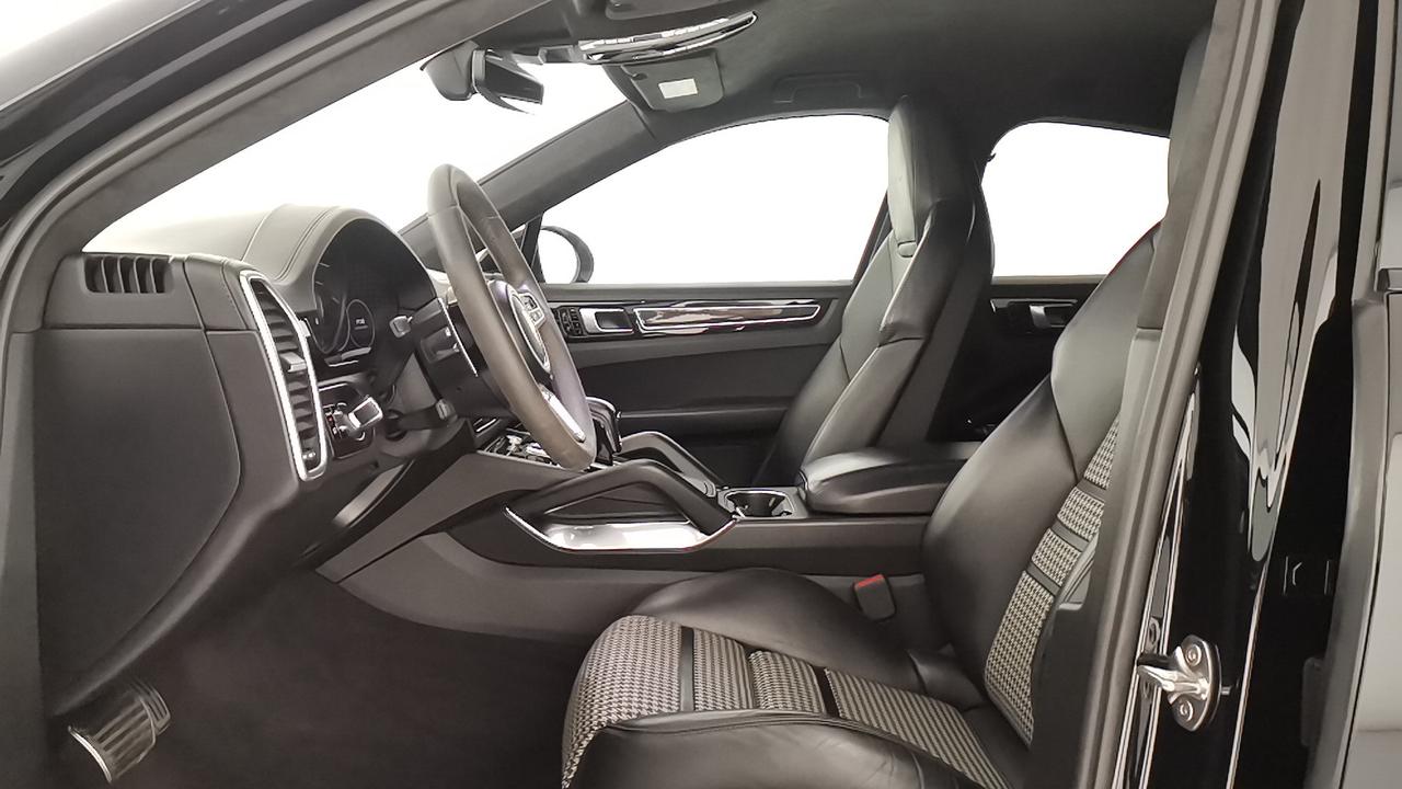 PORSCHE Cayenne Coupe 2019 - Cayenne Coupe 4.0 Turbo tiptronic