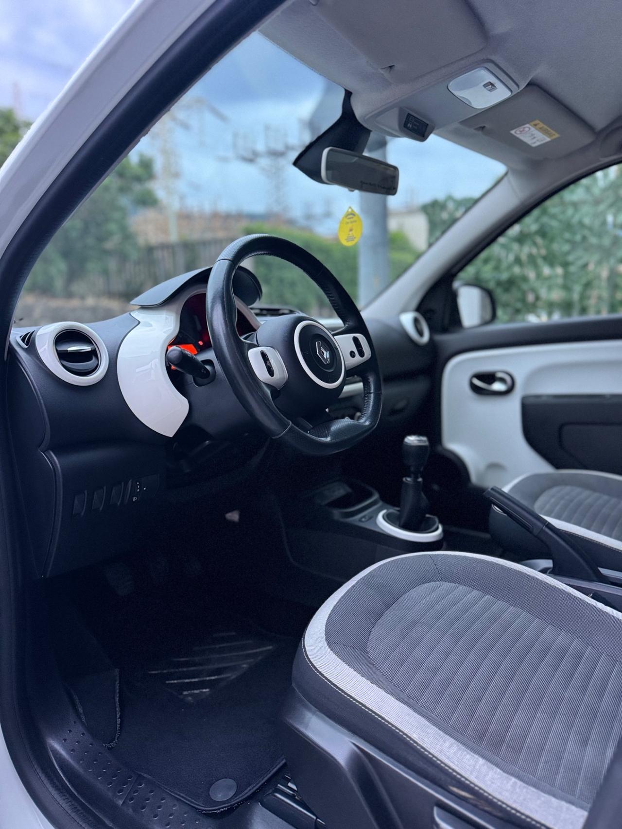 Renault Twingo SCe 65 CV Duel
