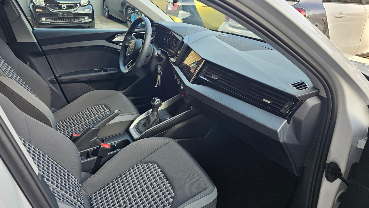 A1 SPB 30 TFSI S tronic Identity Black S-LINE INTERNO ESTERNO LED TAGL UFF GAR AUDI
