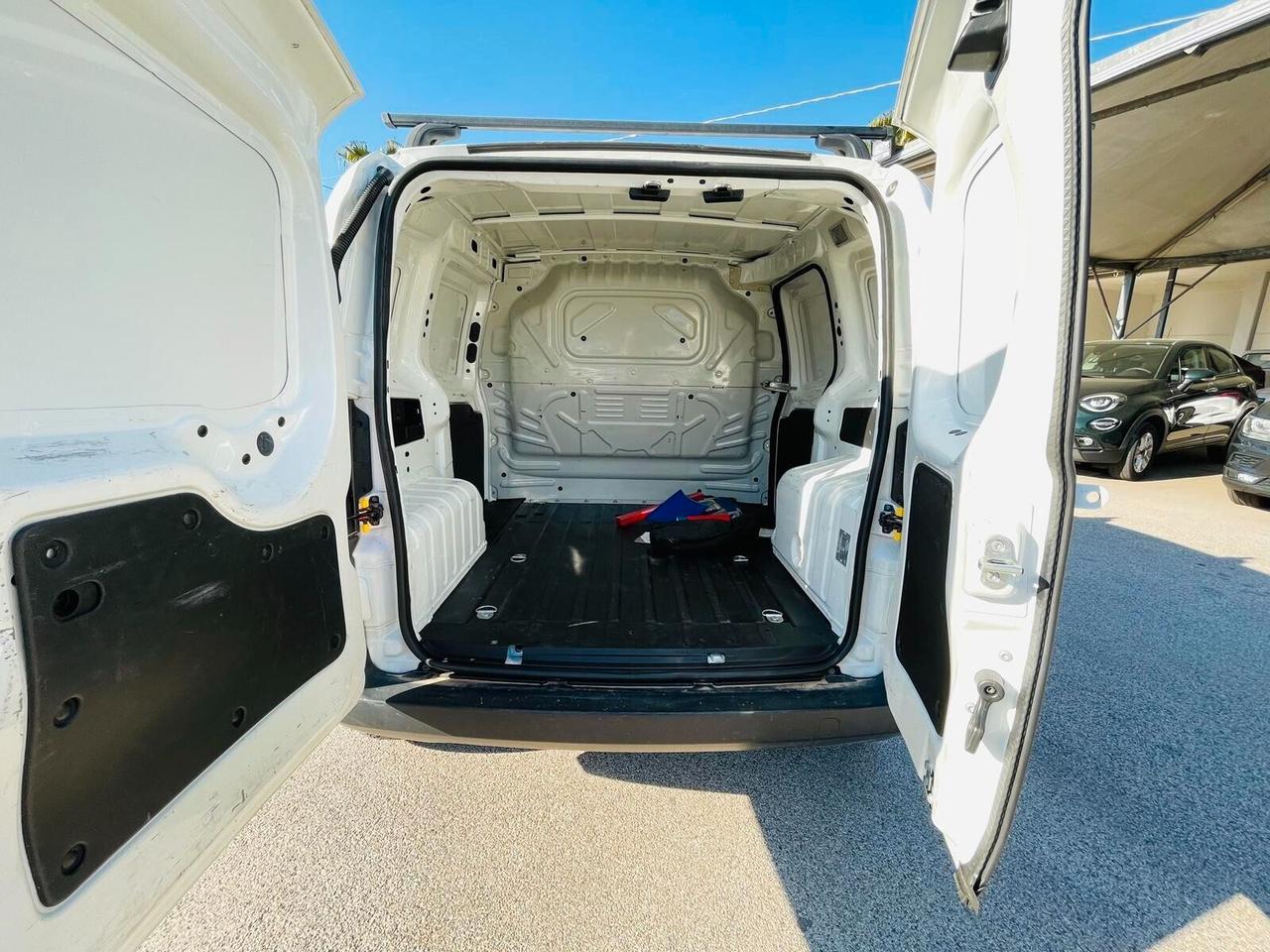 Fiat Fiorino 1.3 MJT 95CV SX