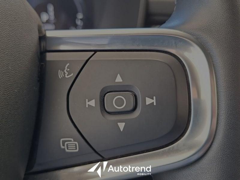 Volvo XC40 Recharge T5 180+82 CV Plug-In Hybrid Recharge R-Design