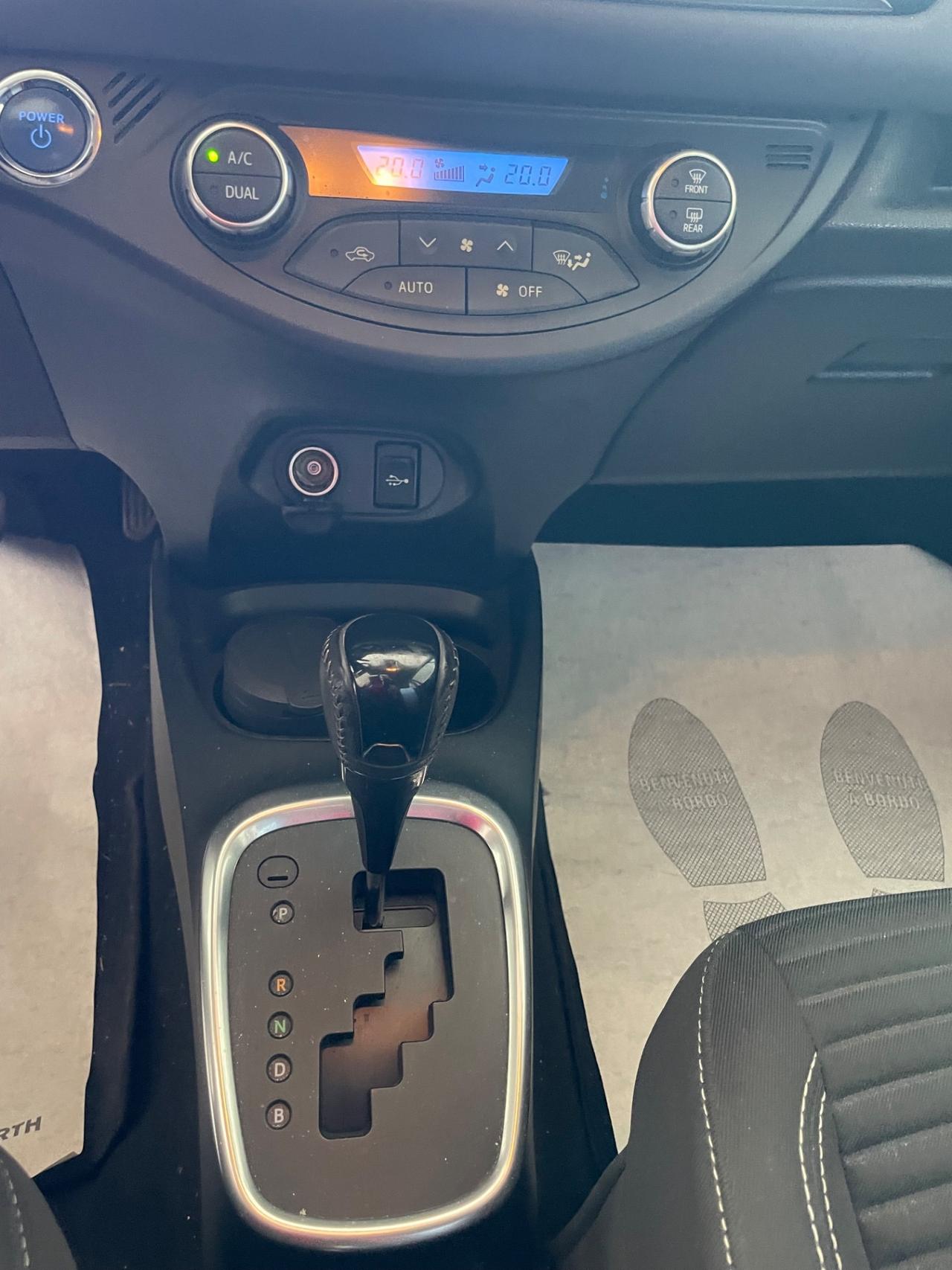 Toyota Yaris 1.5 Hybrid 5 porte Active - Nessun vincolo -