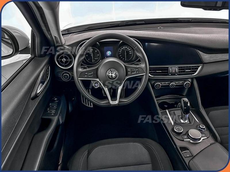 Alfa Romeo Giulia Giulia 2.2 t Giulia 150cv auto