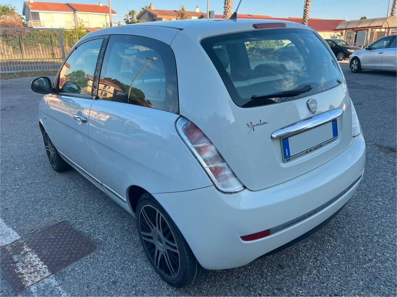 Lancia Ypsilon 1.2 Elle