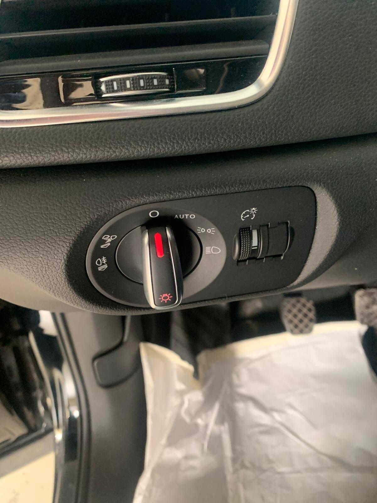 Audi Q3 2.0 TDI 120 CV Business – Ottime Condizioni - cambio manuale