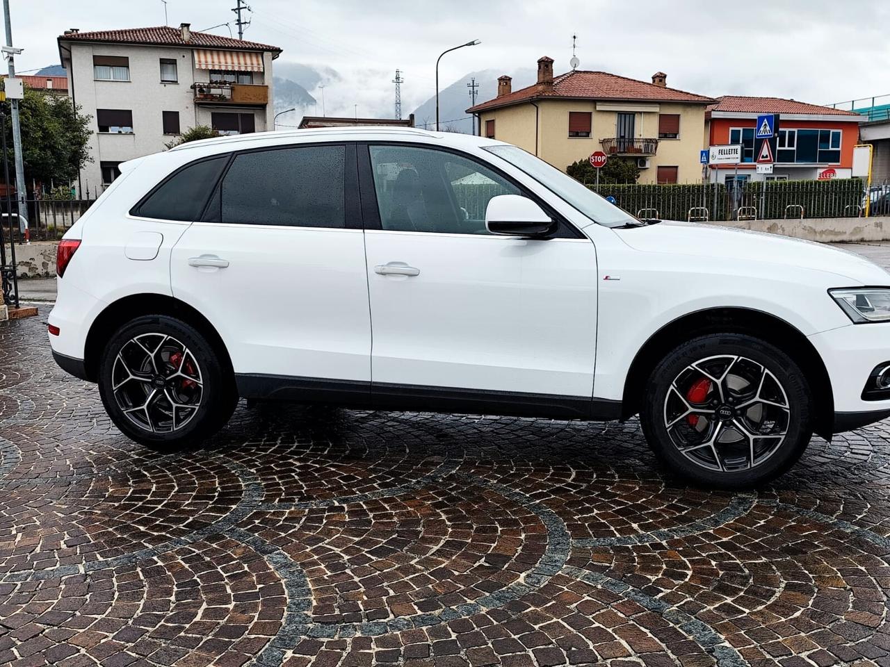 Audi Q5 2.0 TDI 190 CV clean diesel quattro Business