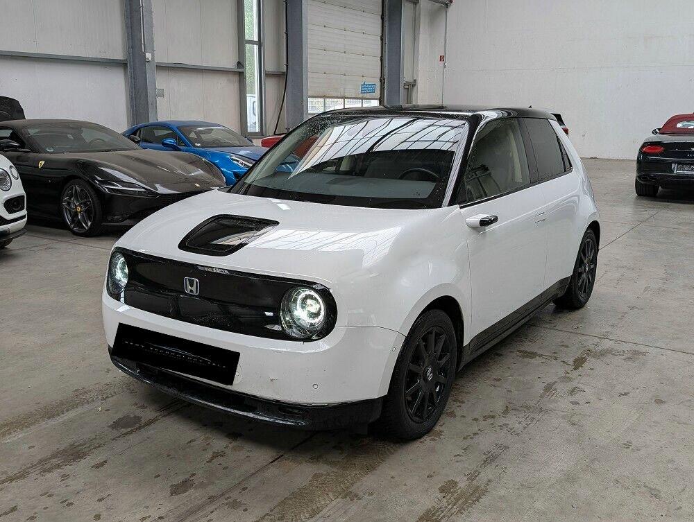 Honda e Advance 35kWh LED PANO ACC 360-KAM