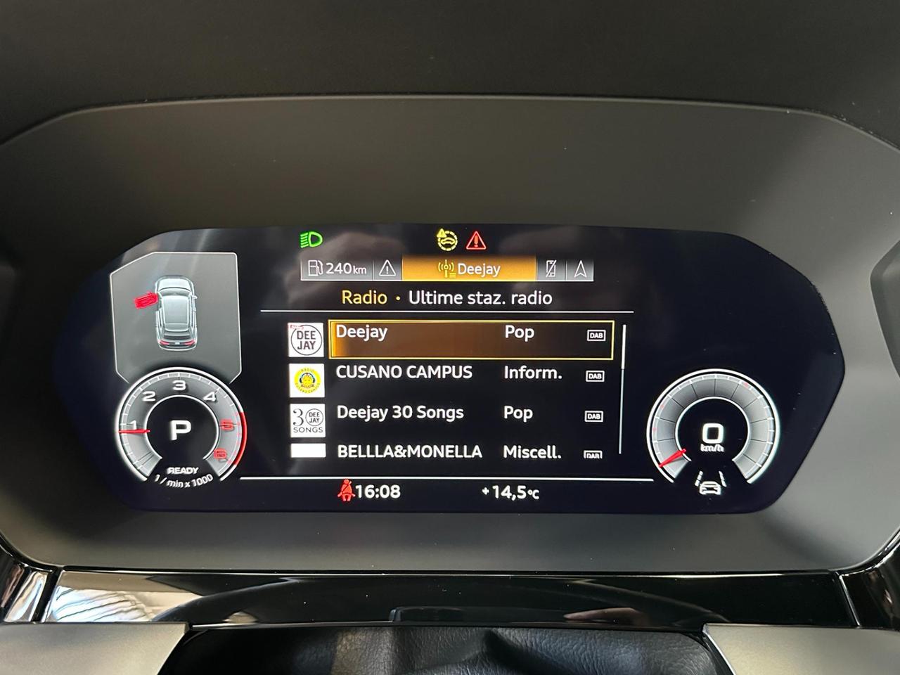 Audi A3 Sportback 35 2.0 tdi Business Advanced s-tronic-Carplay-18"