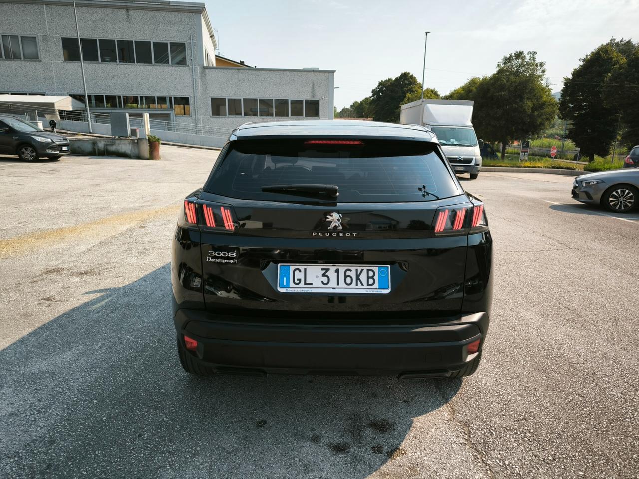 Peugeot 3008 BlueHDi 130 S&S EAT8 Active Pack