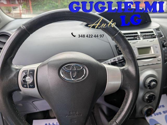 TOYOTA Yaris 1.3 5 porte Sol