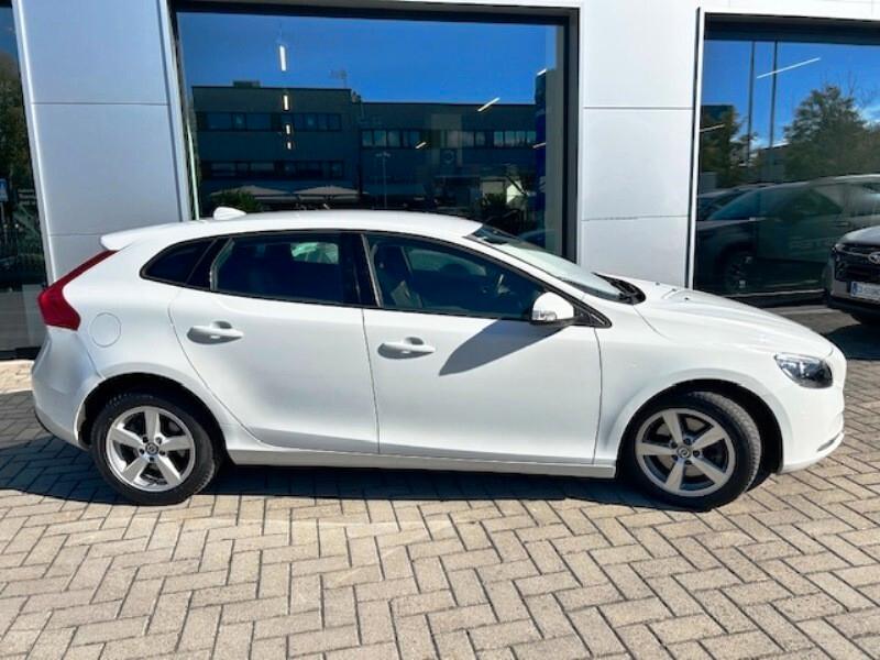 Volvo V40 D2 Momentum - Unico proprietario -