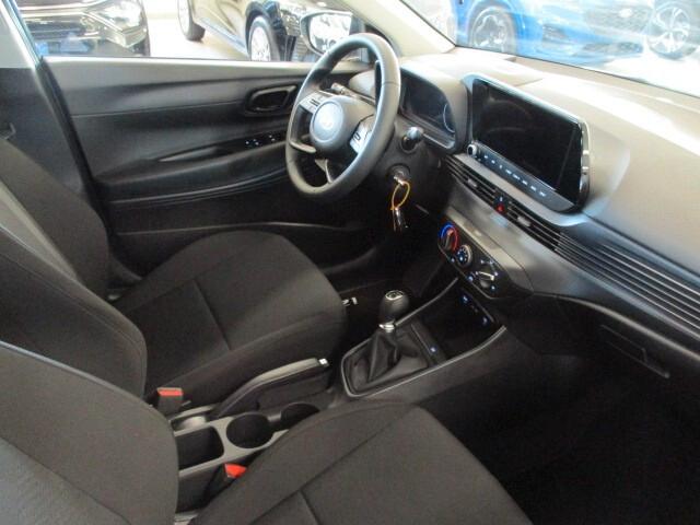 Hyundai i20 1.2 MPI MT Connectline