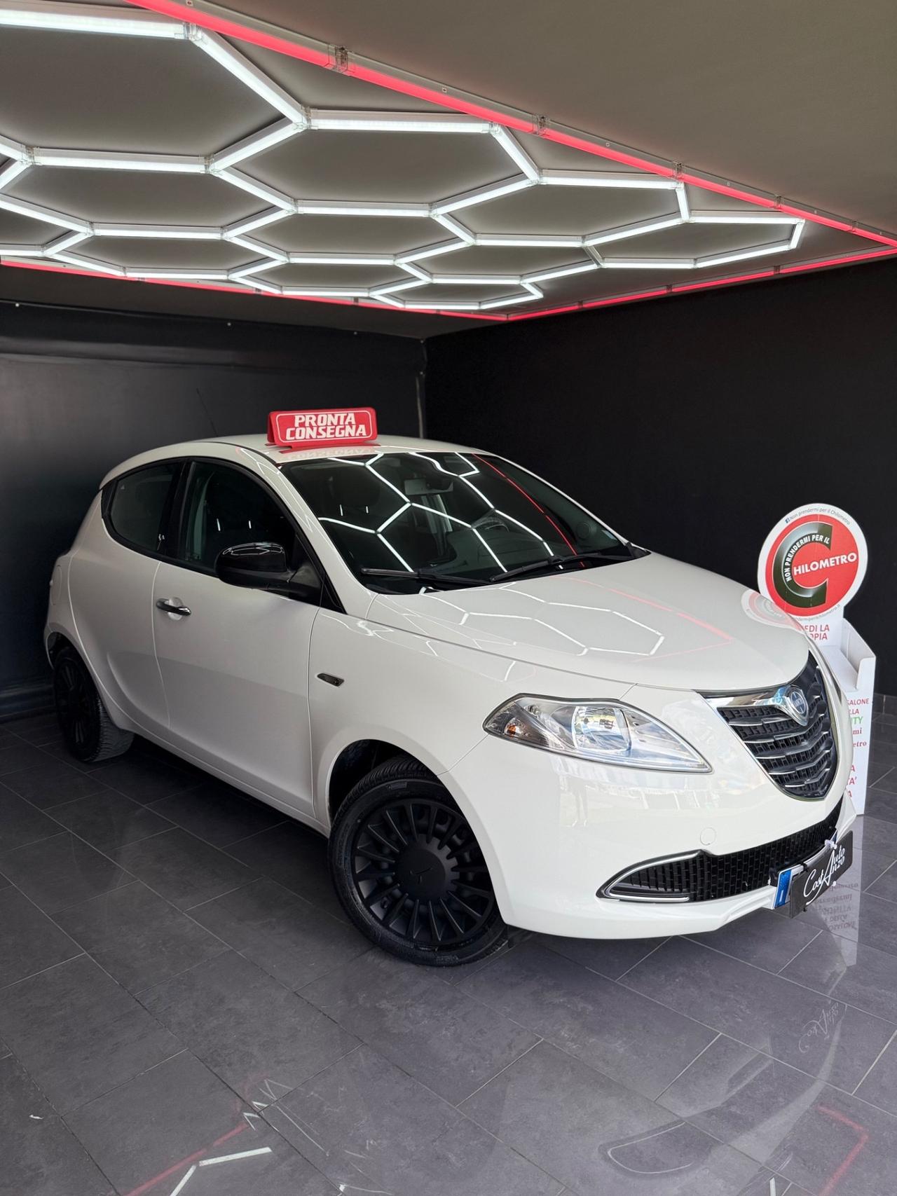 Lancia Ypsilon 1.2 Benzina 69cv Platinum 2014