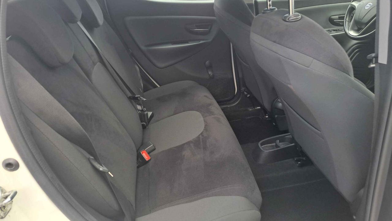 Lancia Ypsilon 1.3 MJT 16V 95 CV S&S Gold
