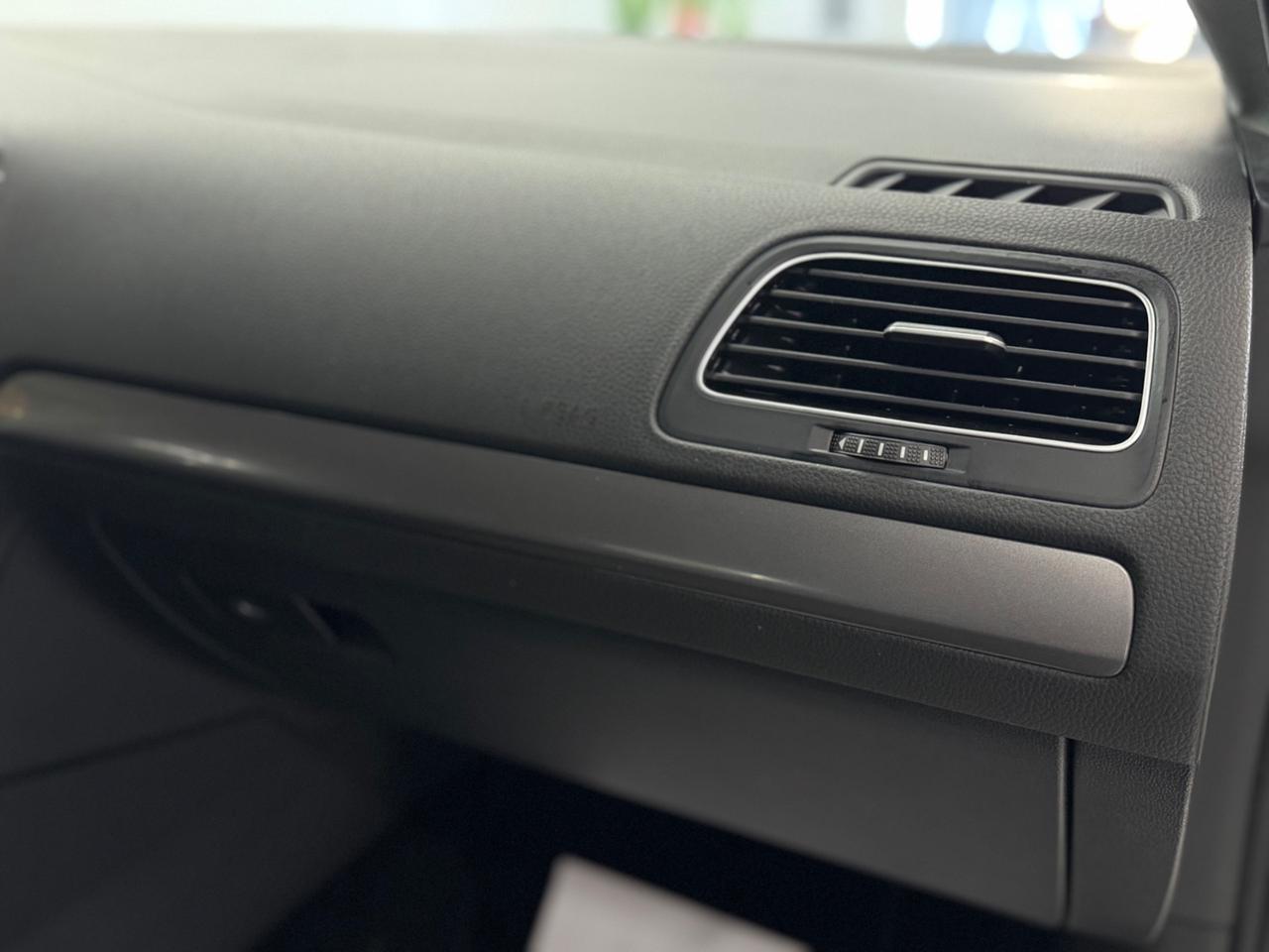 Volkswagen Golf 1.4 TGI Highline BlueMotion