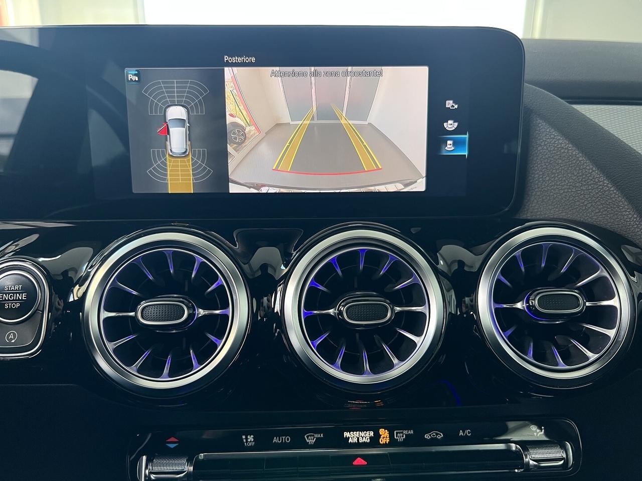 MERCEDES GLA 180d STYLE - 2021