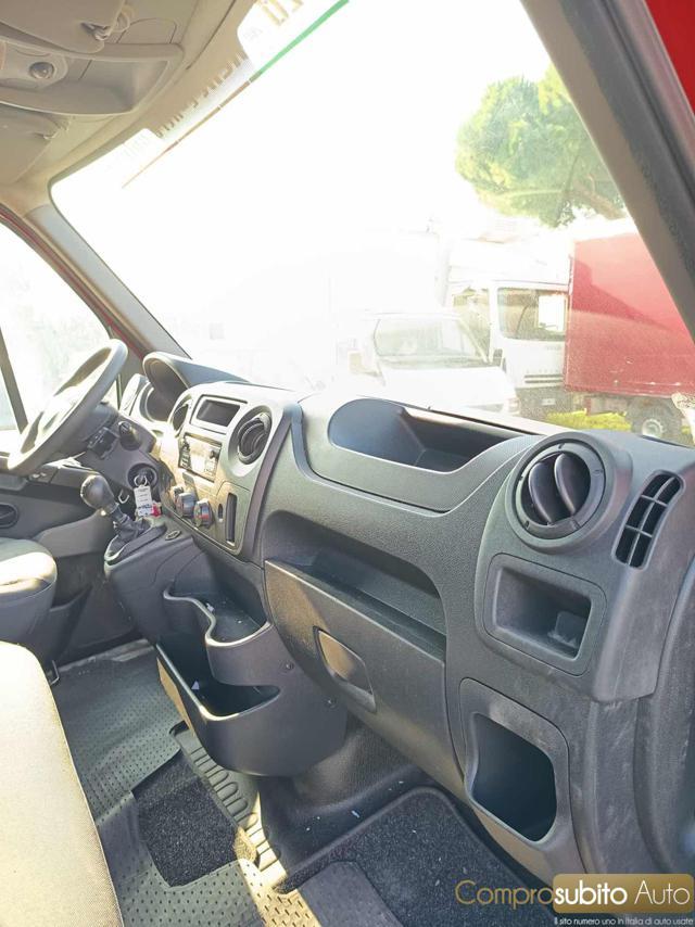 RENAULT Master 120.33 2.5 dCi +IVA 22%