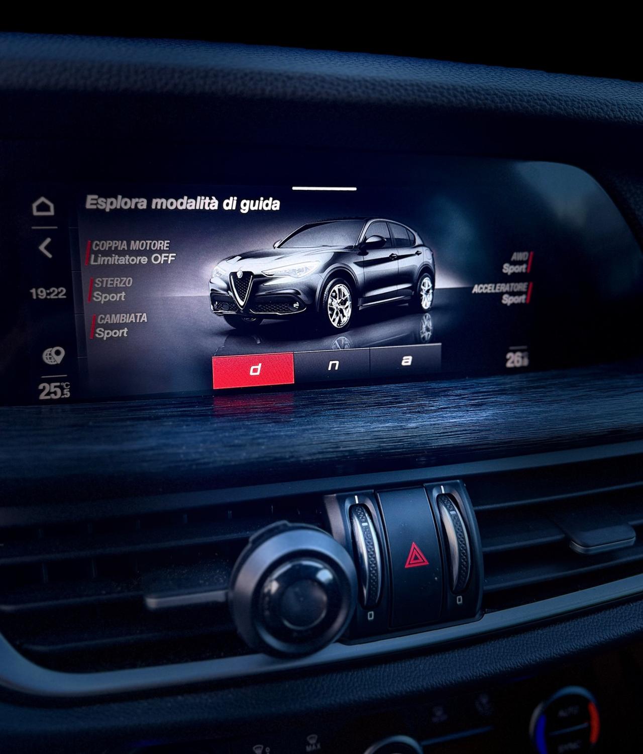 Alfa Romeo Stelvio 2.2 Turbodiesel 160 CV AT8 RWD Business