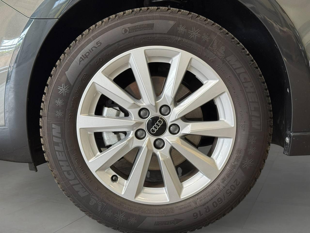 AUDI A1 II 2022 allstreet - A1 allstreet 30 1.0 tfsi Business 116cv