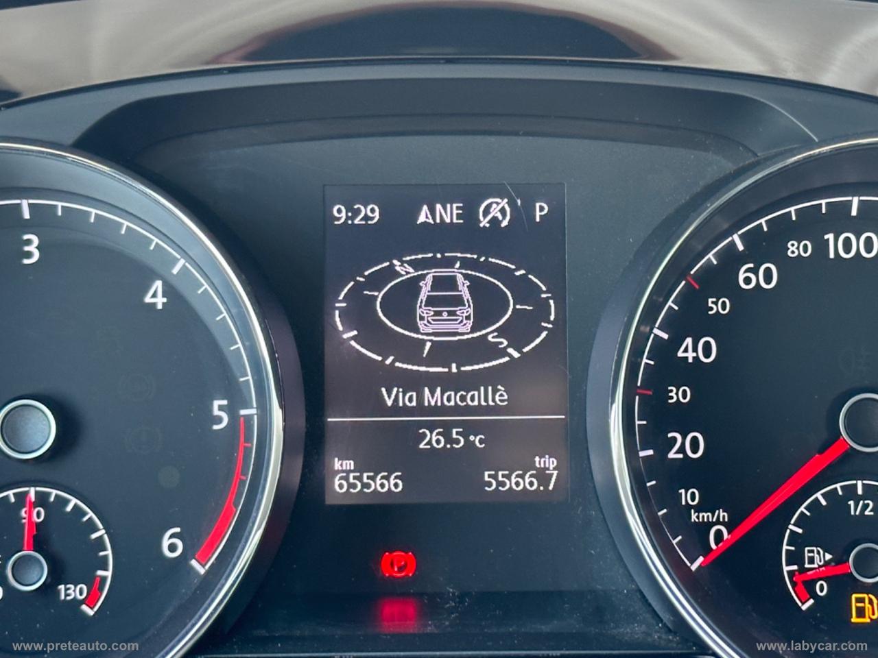 VOLKSWAGEN Touran 2.0 TDI 150 CV DSG Business BMT