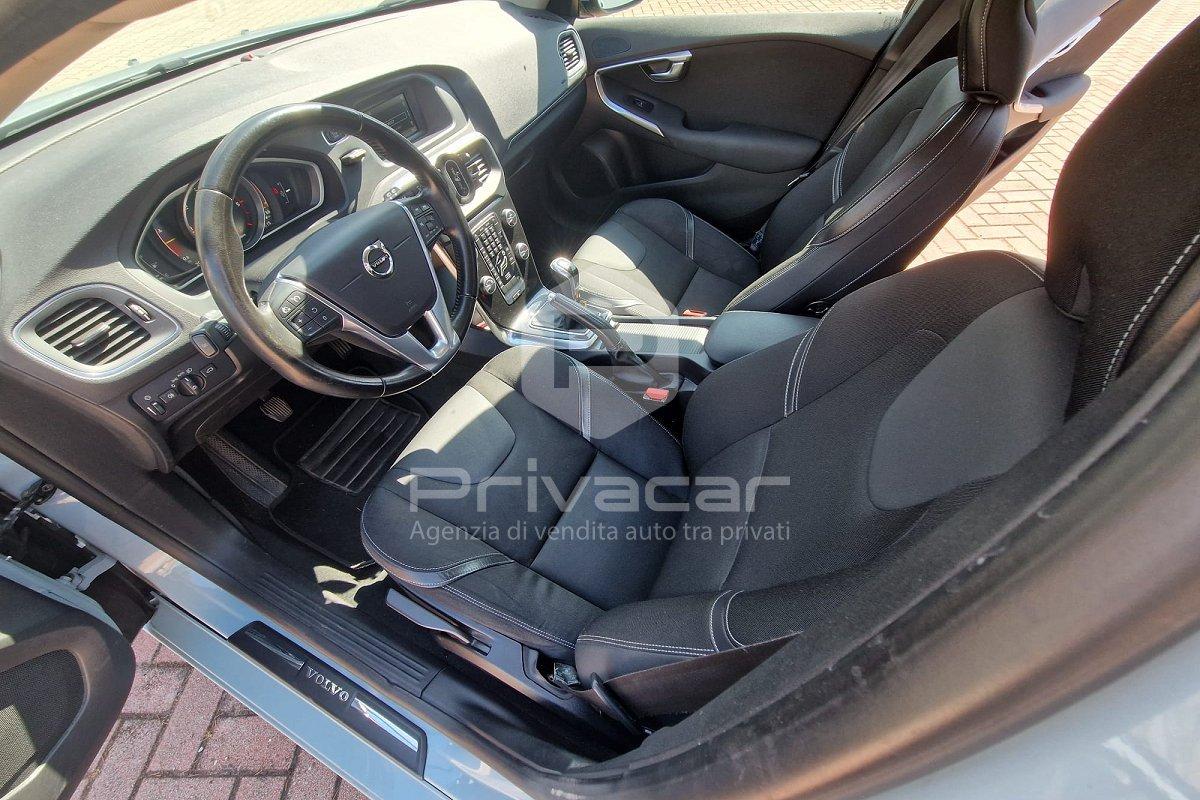 VOLVO V40 D2 Momentum