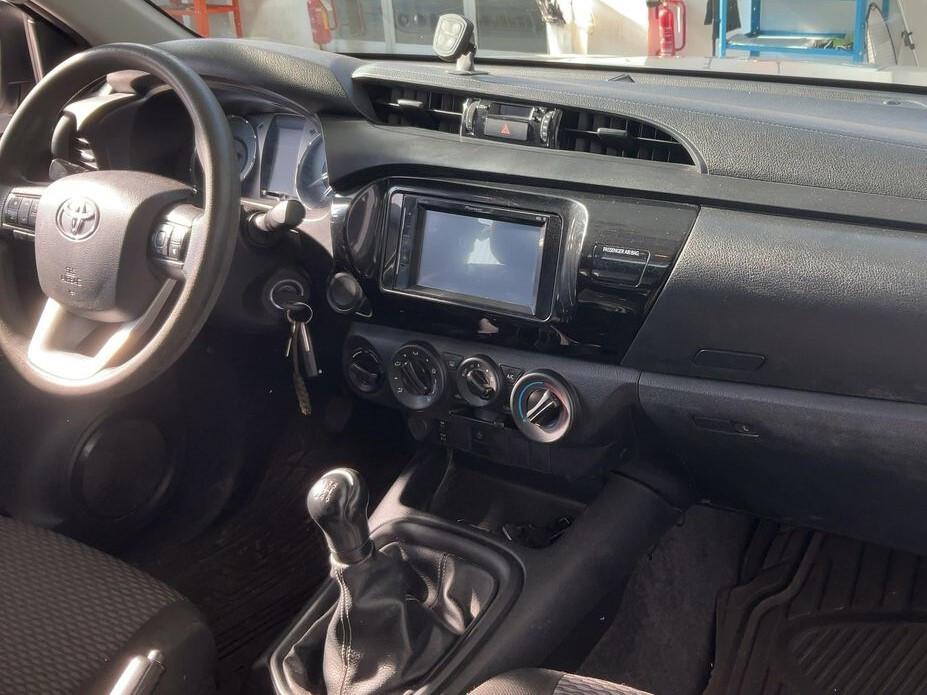 Toyota Hilux 2.4 EXTRA CAB 150CV