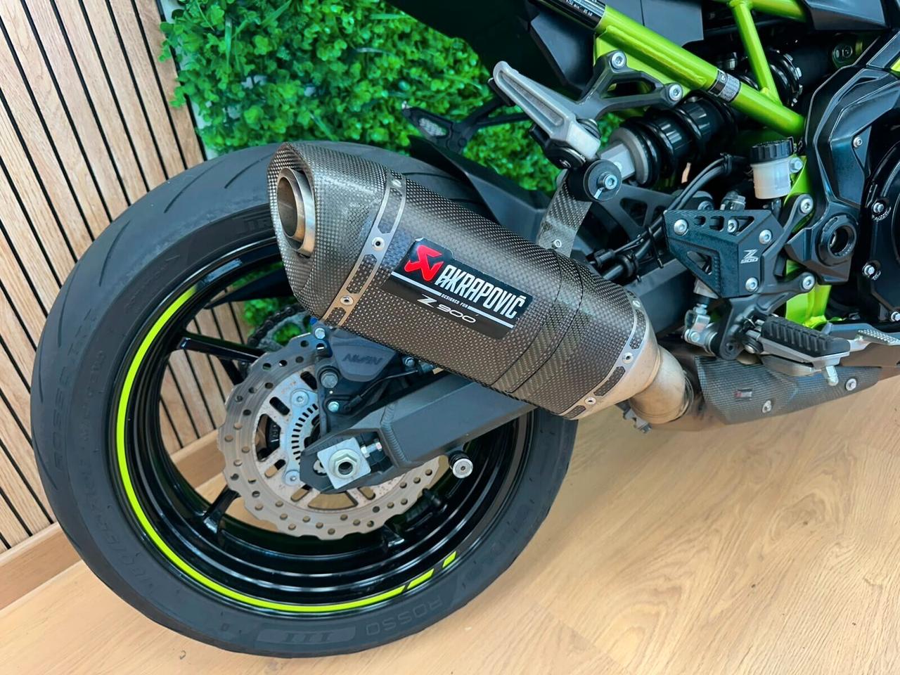 KAWASAKI Z900 Z 900 - 2021 AKRAPOVIC DA 129€ AL MESE