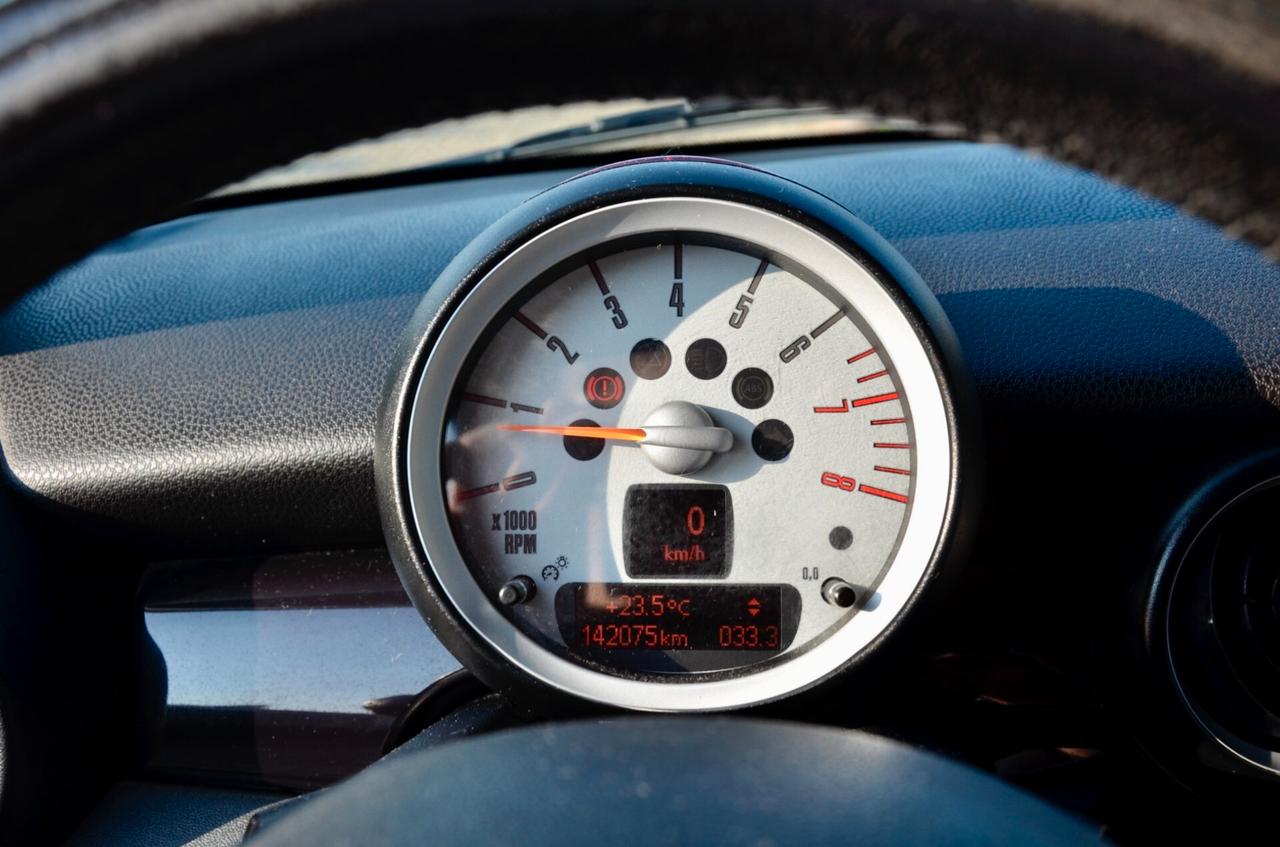 MINI COOPER 1.6 120cv, UFF ITALIANA, BICOLOR, A/C, PERMUTE