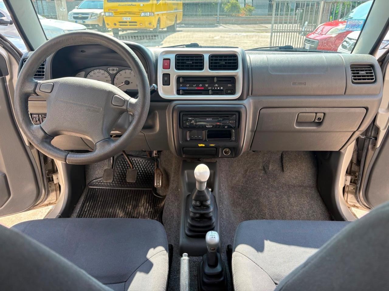 Suzuki Jimny 1.3i 16V cat 4WD JLX