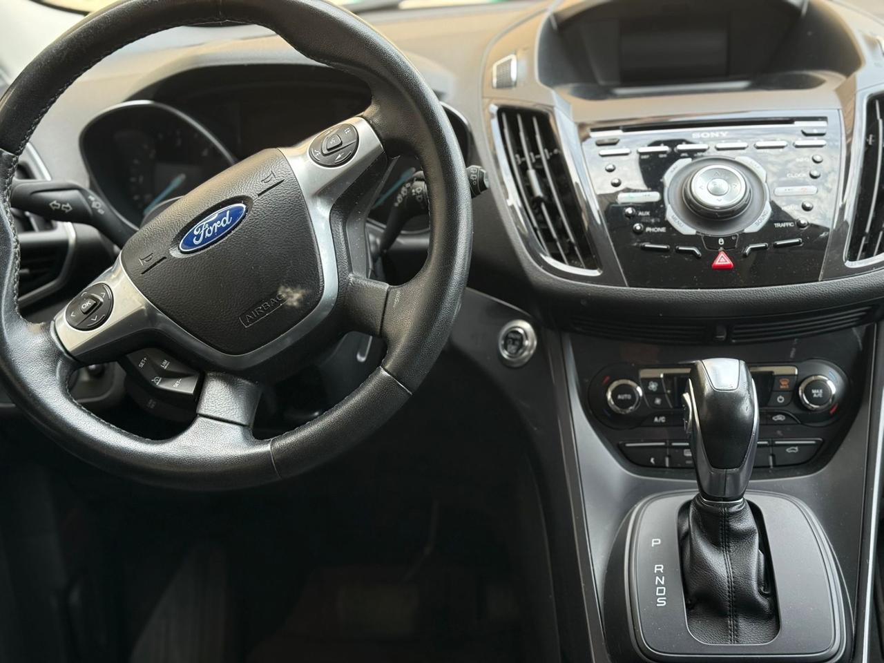 Ford Kuga 2.0 TDCI 140 CV 4WD Titanium