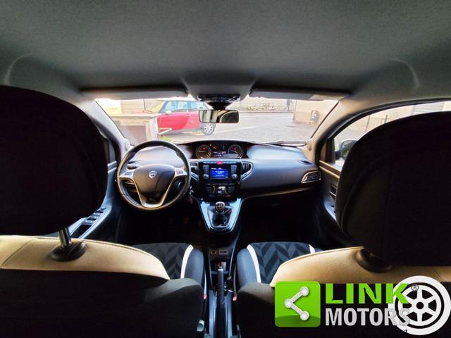 LANCIA Ypsilon 1.2 69 CV 5 porte GPL Ecochic Gold NEOPATENTATI