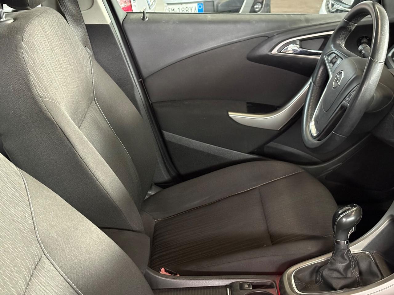 Opel Astra 1.6 115CV 5 porte Cosmo