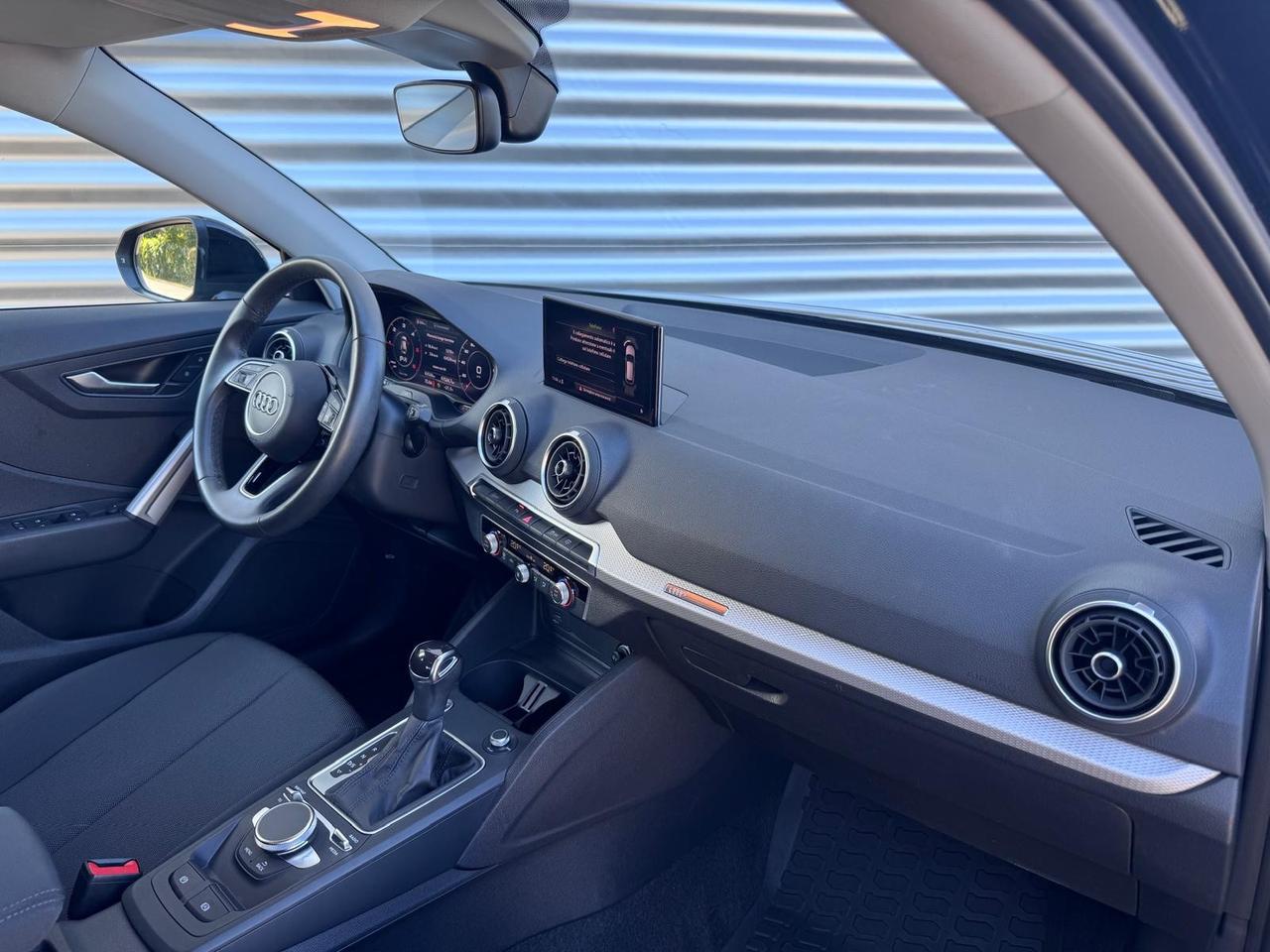 AUDI Q2 2.0 TDI S-TRONIC BUSINESS