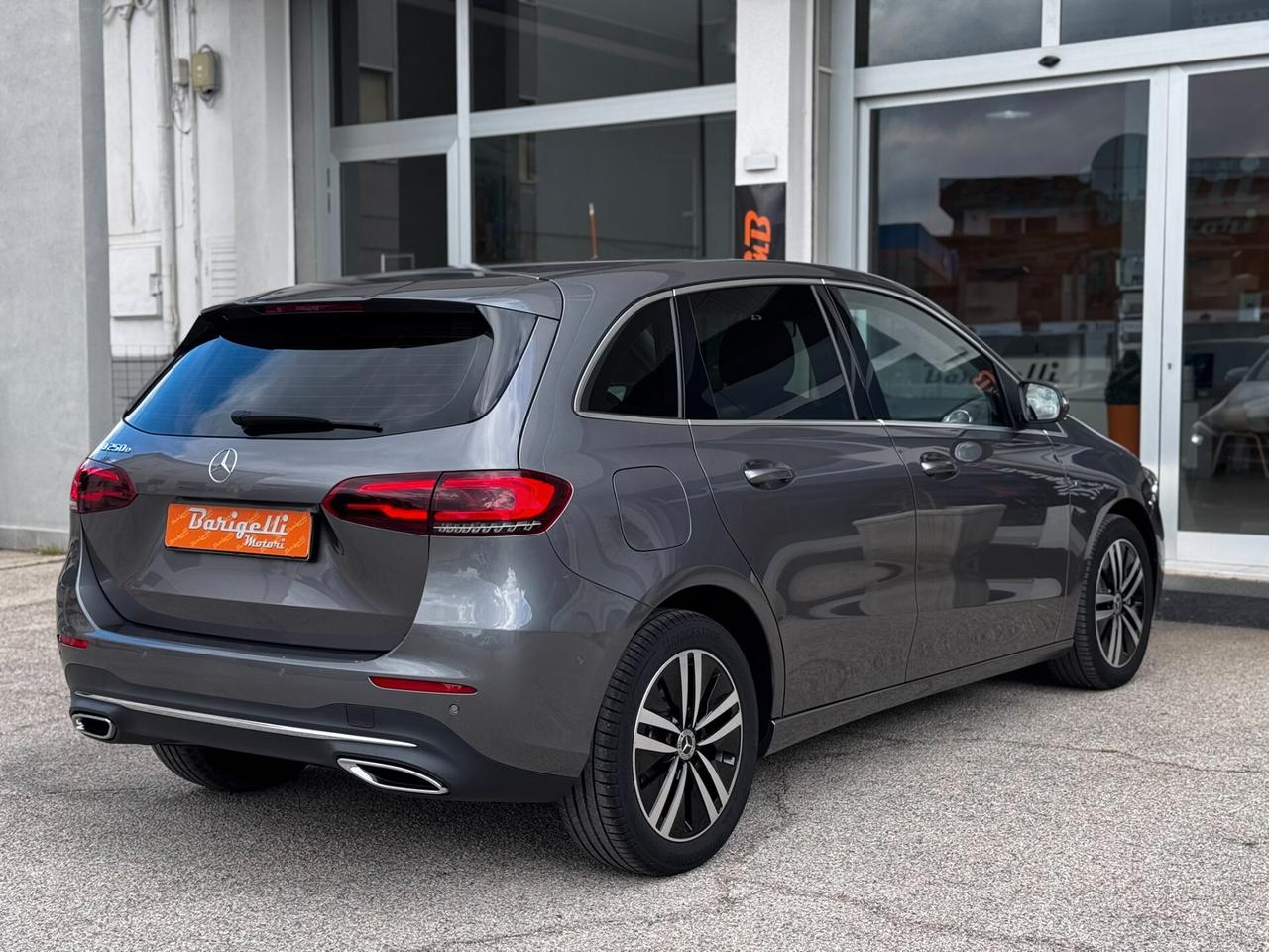Mercedes-benz B 250 e hybrid EQ Sport Plus