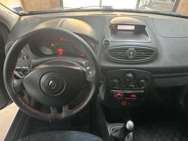 RENAULT Clio 1.2 16V 5 porte Dynamique