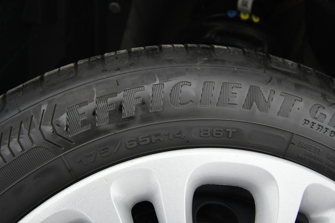 FIAT Panda 1.0 firefly hybrid s&s 70cv NEOPATENTATI+BLUETOOTH
