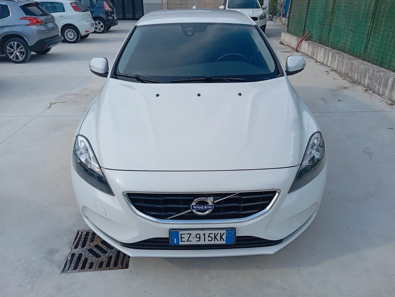 Volvo V40 " KM CERTIFICATI "