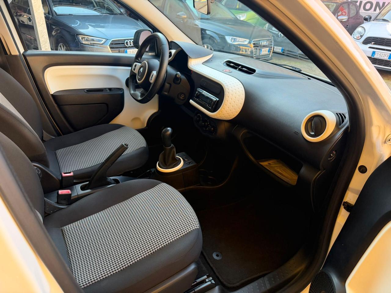 Renault Twingo 1.0cc benzina 12 mesi garanzia-2016