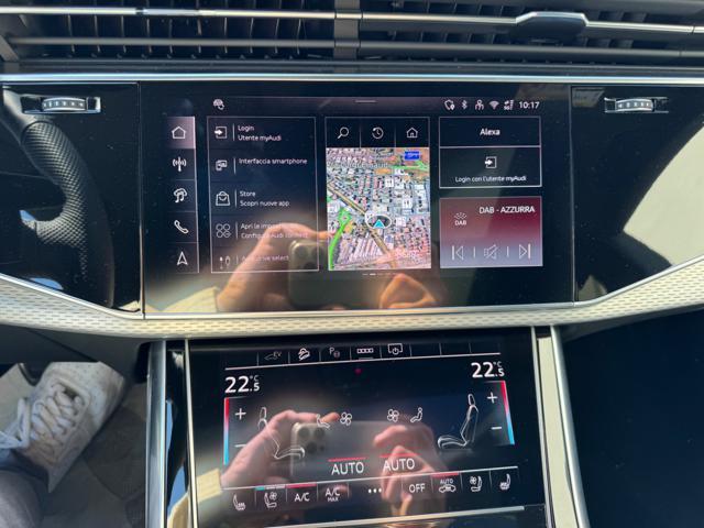 AUDI Q8 SUV TFSI e quattro 290 kW tiptronic S line edition