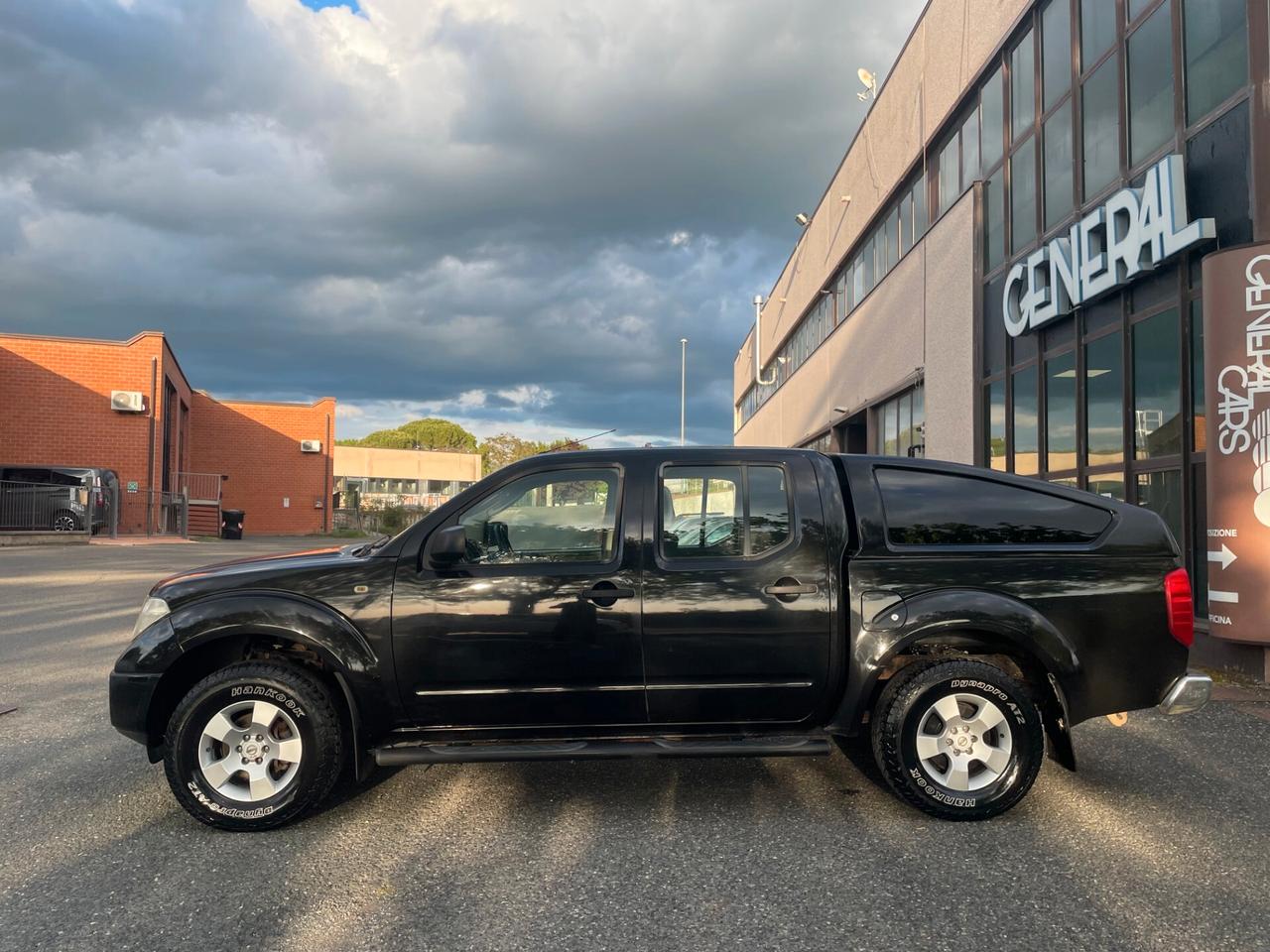 Nissan Navara 2.5 dCi 4 porte Double Cab LE HARD TOP