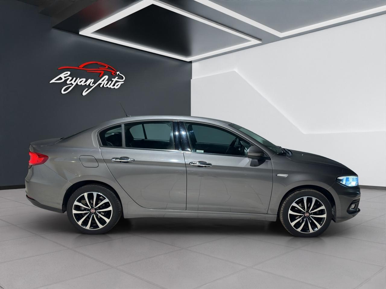 Fiat Tipo 1.6 Mjt 4 porte Lounge