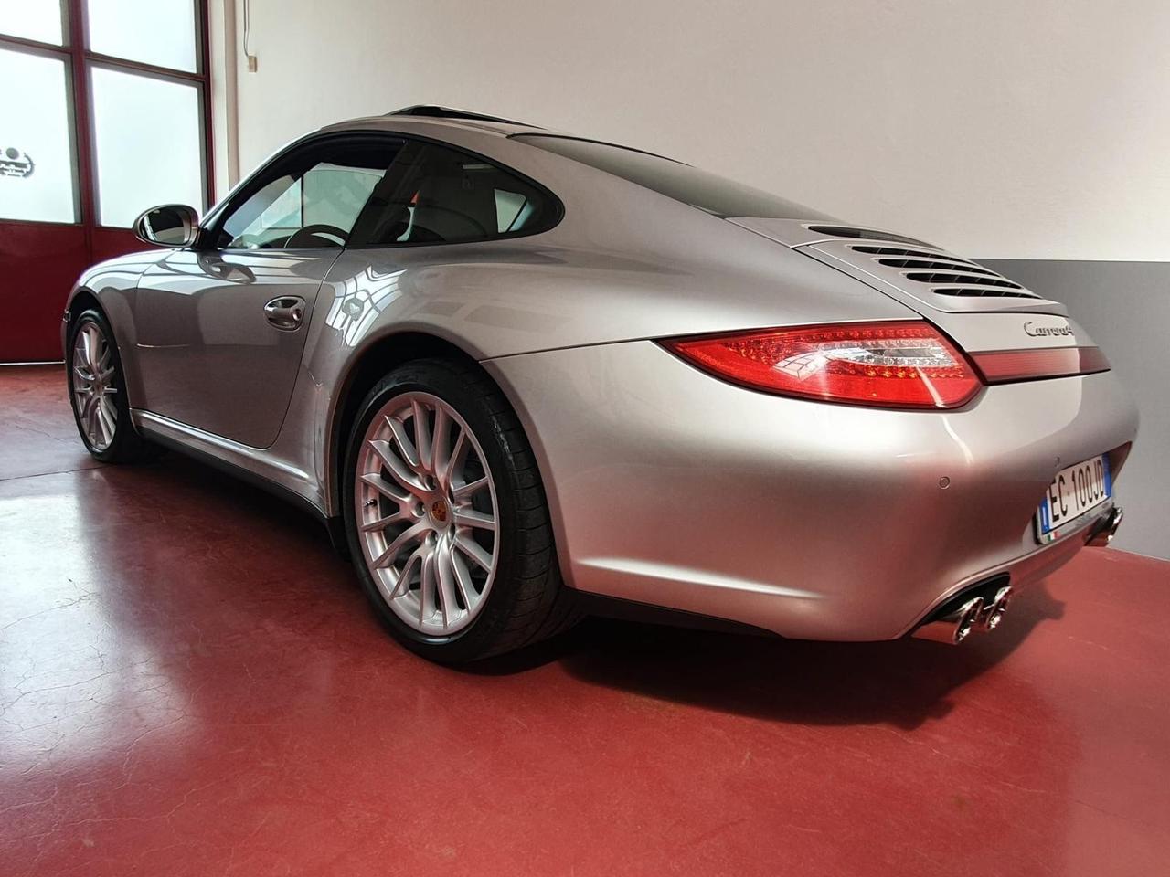 Porsche 911 Carrera 4 Coupé CAMBIO MANUALE